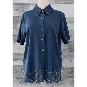 Quacker Factory Denium Shirt Womens L Button Short Sleeve Rhinestone Scallop Hem